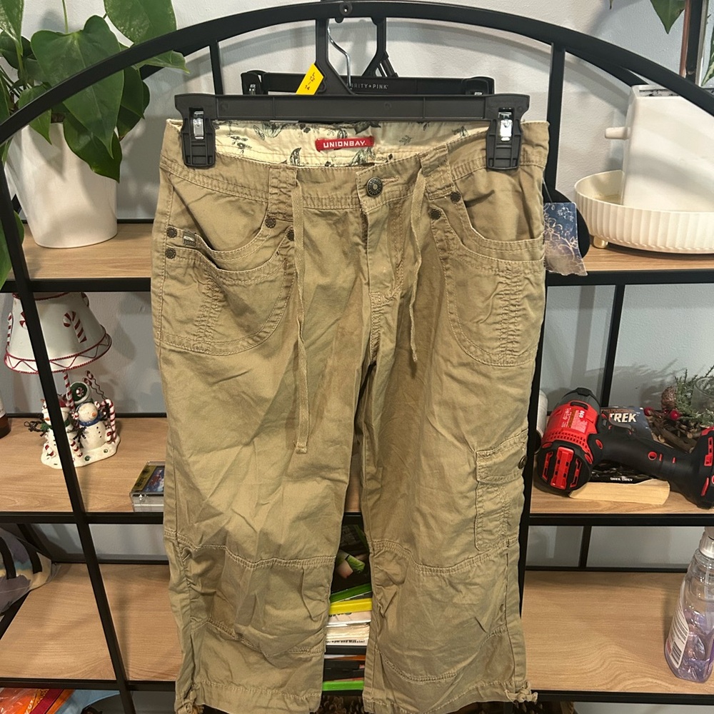 UNIONBAY Khaki Cargo Pants Womans